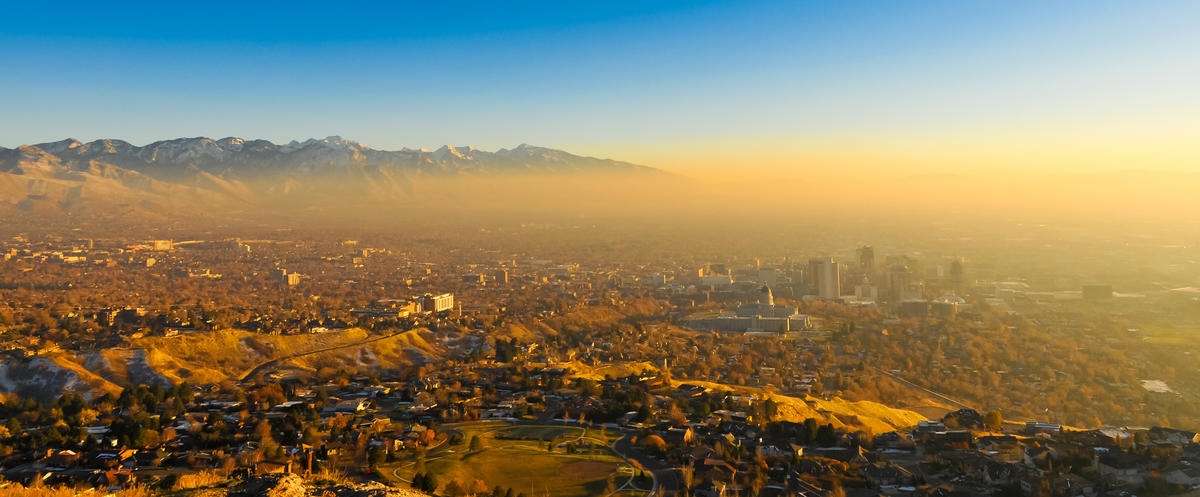 Long-range view of Salt Lake City, Utah, with mountains in the background